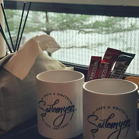 Sailomyen Cafe & Hostel-3